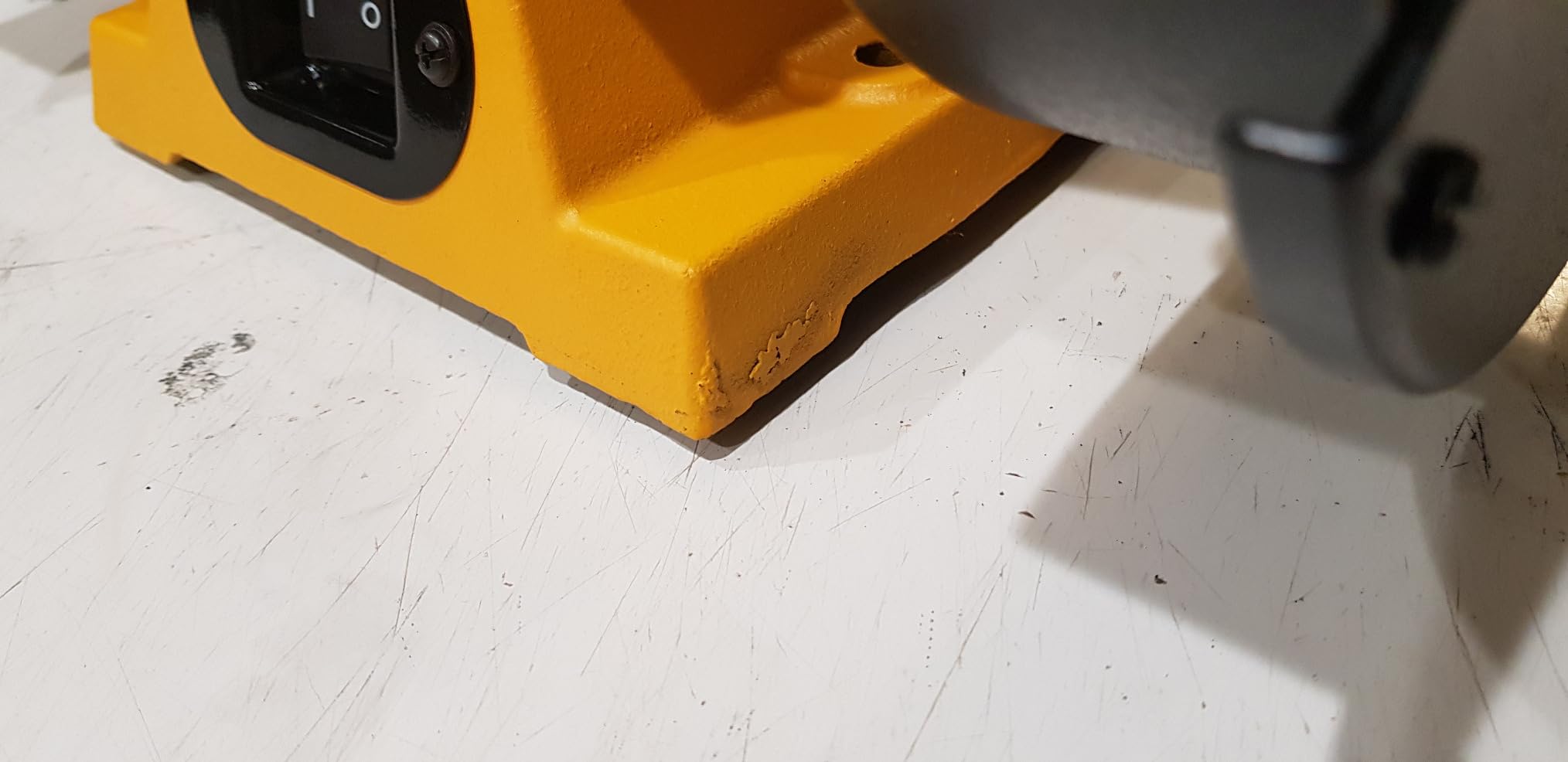 DEWALT DW758 8-Inch Bench Grinder customer photo 2