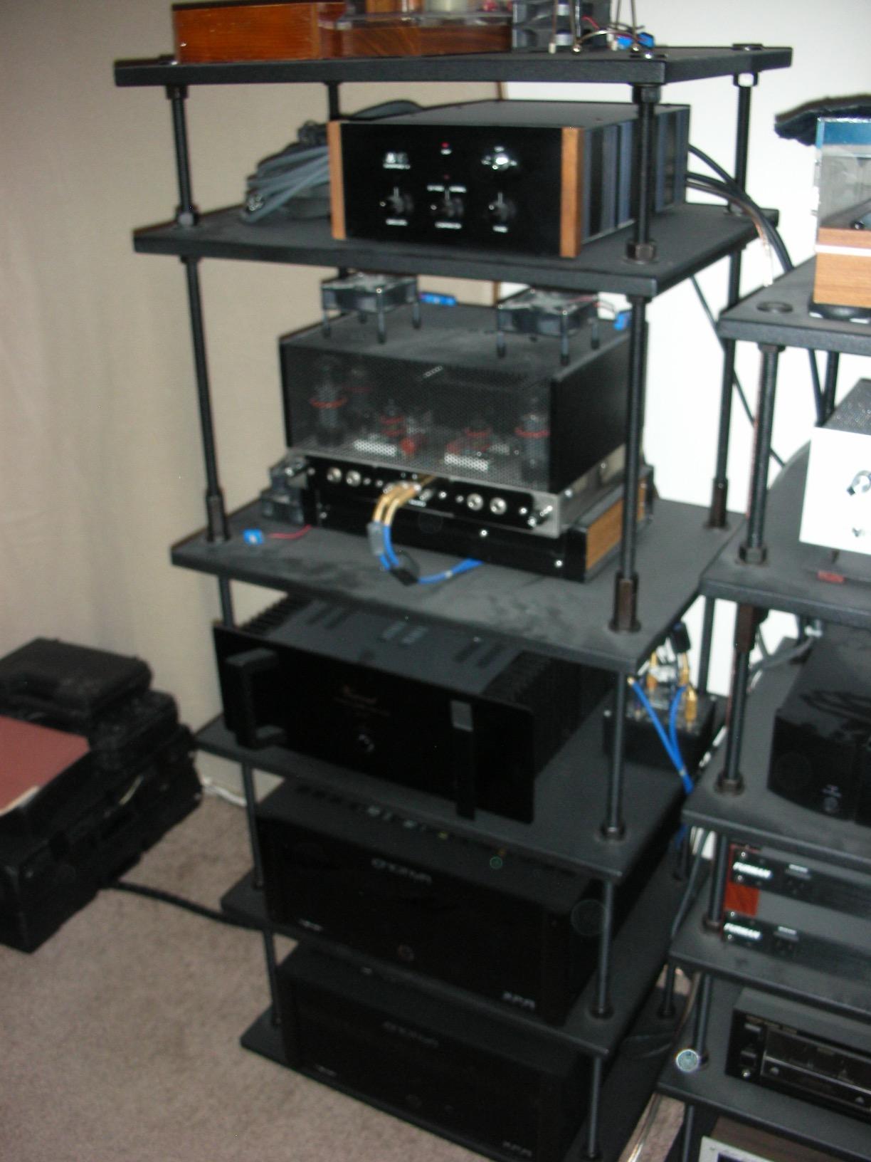Salamander Designs A3/B Archetype Audio/Video Shelf, 3.0 - Black customer photo 2