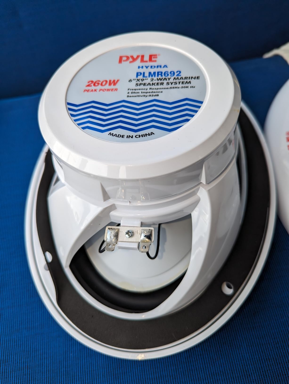 Pyle 6x9 Inch Dual Marine Speakers - 2 Way Waterproof and Weather Resistant Outdoor Audio Stereo Sound System with 260 Watt Power, Poly Carbon Cone and Cloth Surround - 1 Pair - PLMR692 customer photo 1