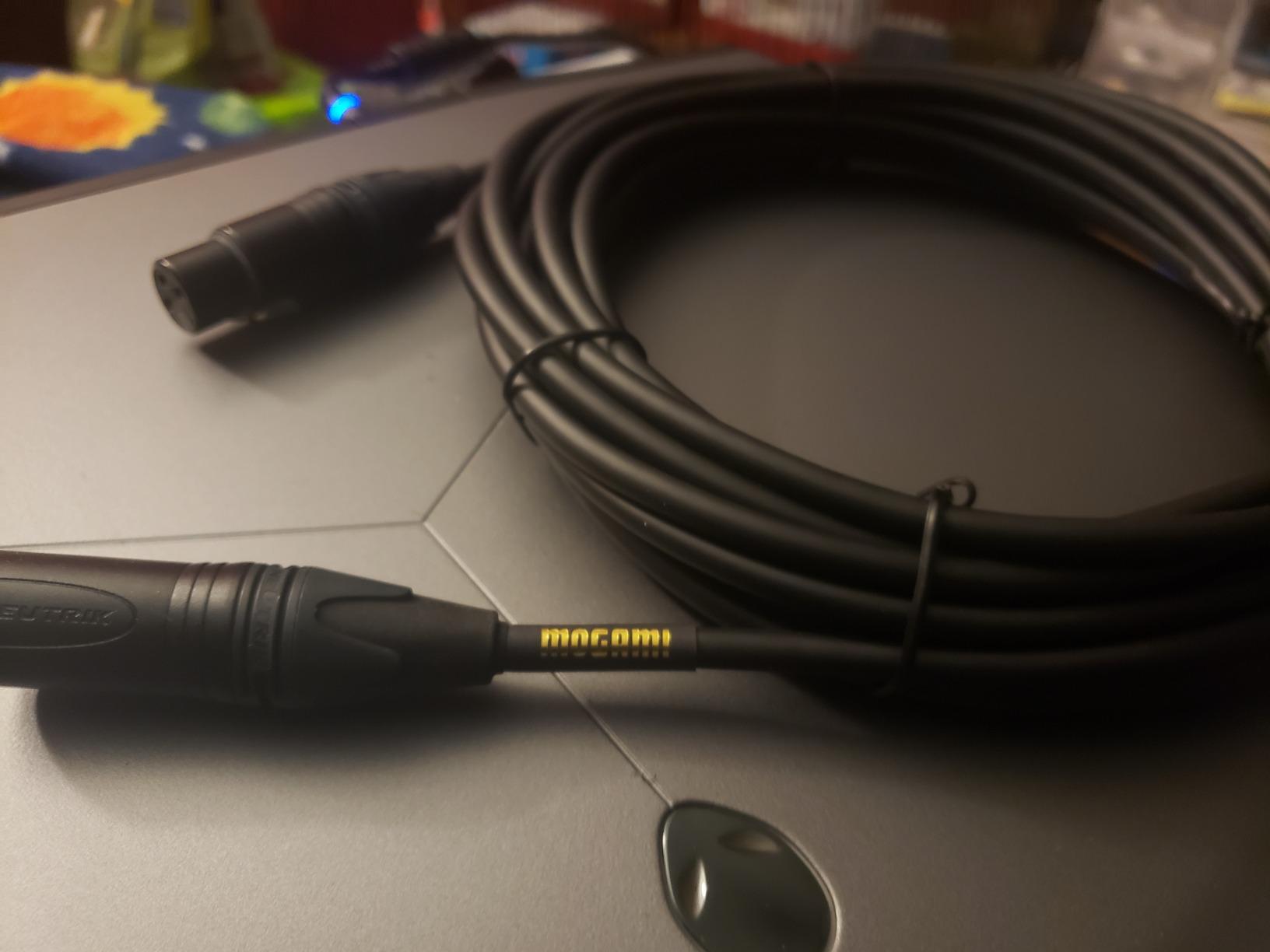 Mogami Gold Studio 02 XLR to XLR Quad Conductor Patch Cable 2 feet with Gold Contacts, XLRM-XLRF Connectors, Pro Audio Noise-Free customer photo 2