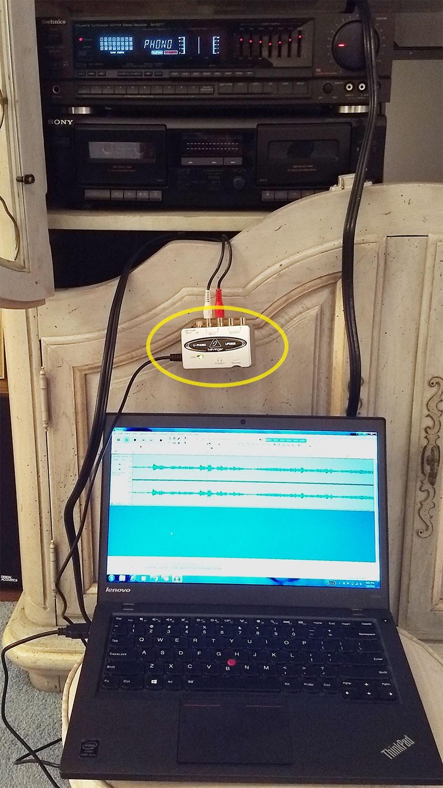 Behringer U-PHONE UFO202 Audiophile USB/Audio Interface with Built-in Phono Preamp for Digitalizing Your Tapes and Vinyl Records customer photo 1