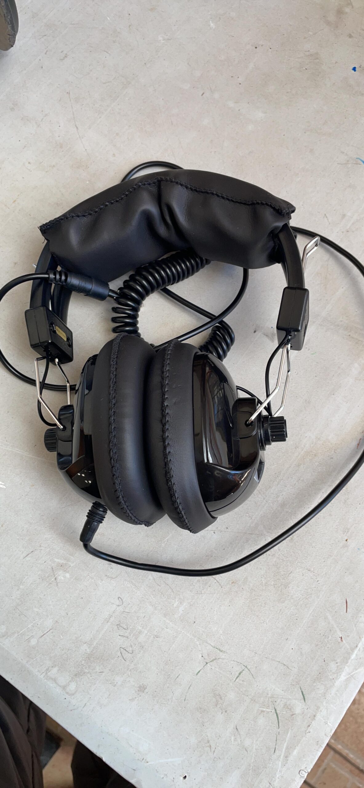 Fisher Over-Ear Stereo Headphones Black - Passive Noise Cancelling Wired Headset for Music, Gaming, Work, Travel - Comfortable, Durable, Clear Stereo Sound - Made in USA customer photo 1