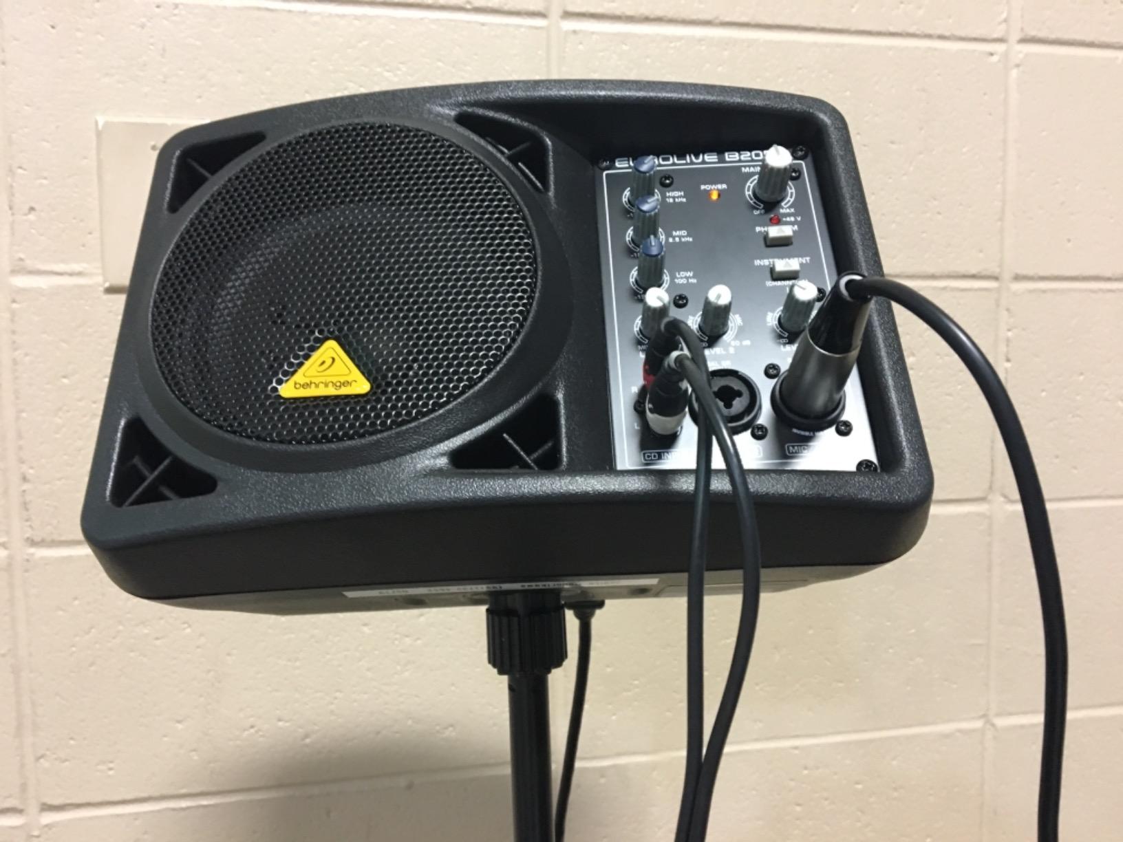 Behringer Eurolive B205D Active 150-Watt PA/Monitor Speaker System customer photo 3