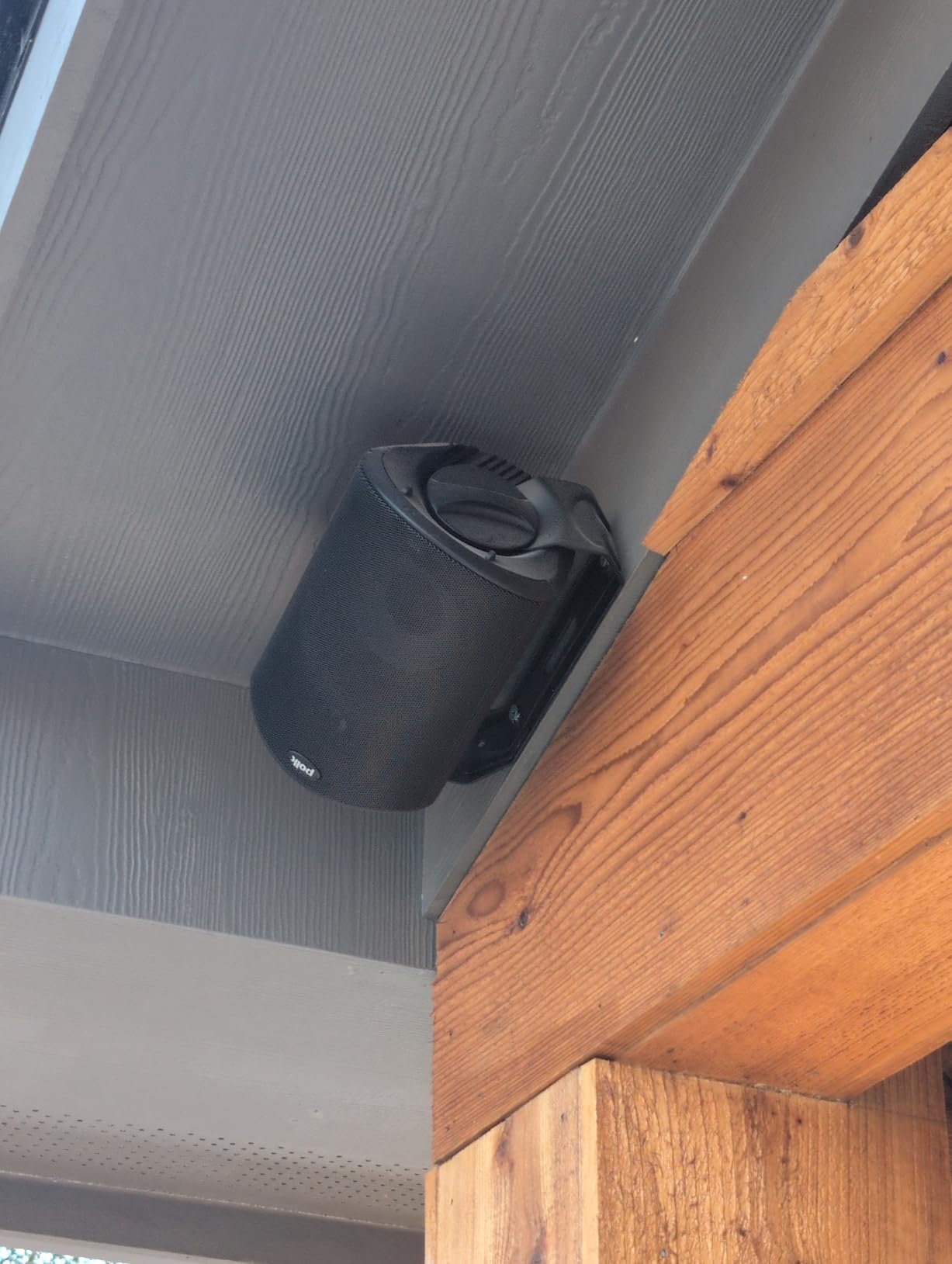 Polk Audio Atrium 4 Outdoor Speakers with Powerful Bass (Pair, White), All-Weather Durability, Broad Sound Coverage, Speed-Lock Mounting System customer photo 2