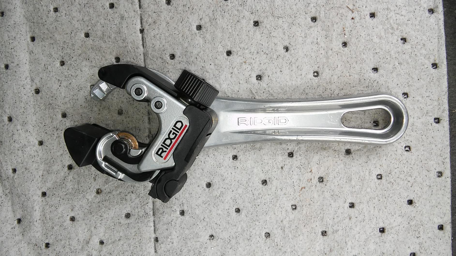 RIDGID 32573 Model 118 2-in-1 Close Quarters AUTOFEED 1/4