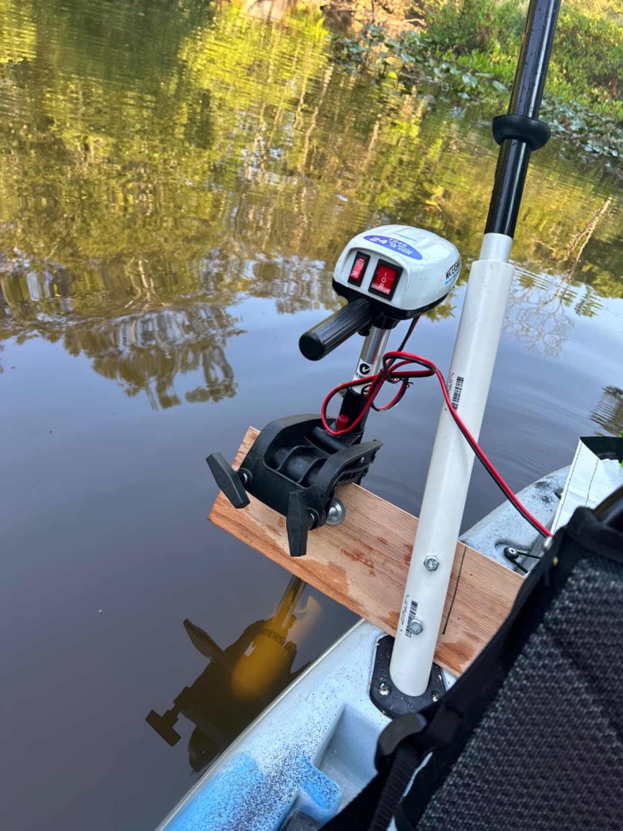 Watersnake T18 ASP - 18 Pound Thrust 12v Electric Saltwater Trolling Motor with Transom Mount customer photo 1