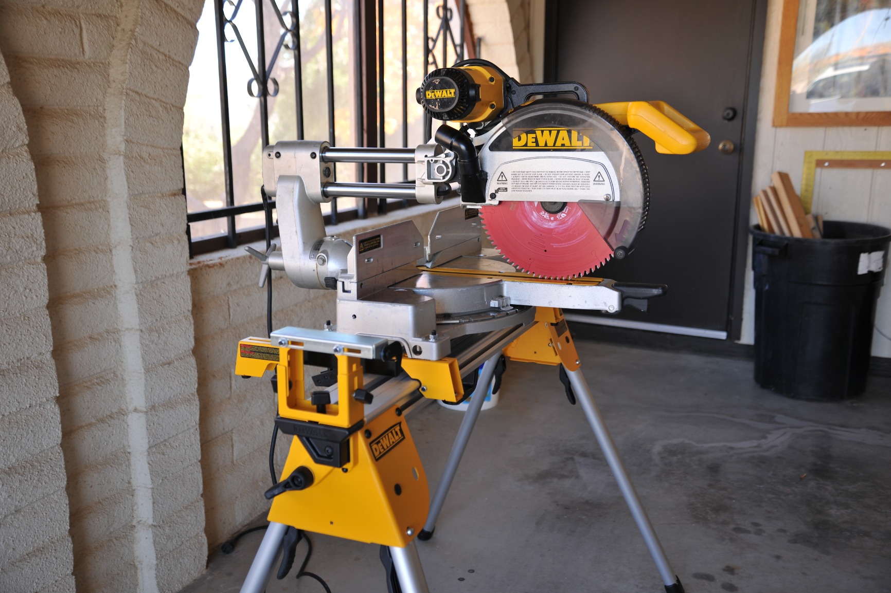 DEWALT Miter Saw Stand, Compact, 40
