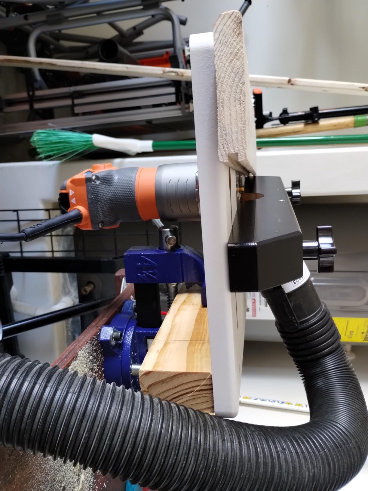 Rockler Trim Router Table - Adjustable Table Router w/Pre-Drilled Holes on Back customer photo 2