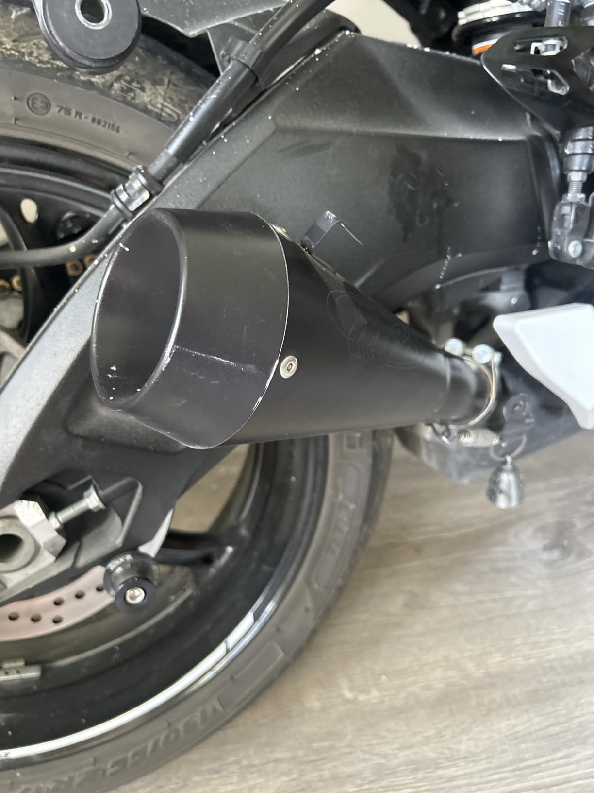 11-16 SUZUKI GSXR600 & 750: M4 GP Series Slip-On Exhaust - Black customer photo 1