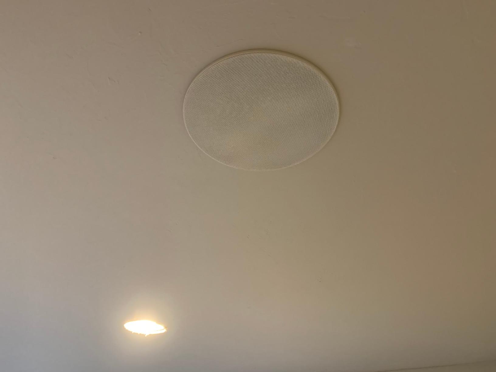 Micca Reference Series R-8C 2-Way in Ceiling in Wall Speaker, 8 Inch Woofer, 1-Inch Pivoting Aluminum Dome Tweeter, Tone Controls, 9.5-Inch Cutout Diameter, Each, White customer photo 2