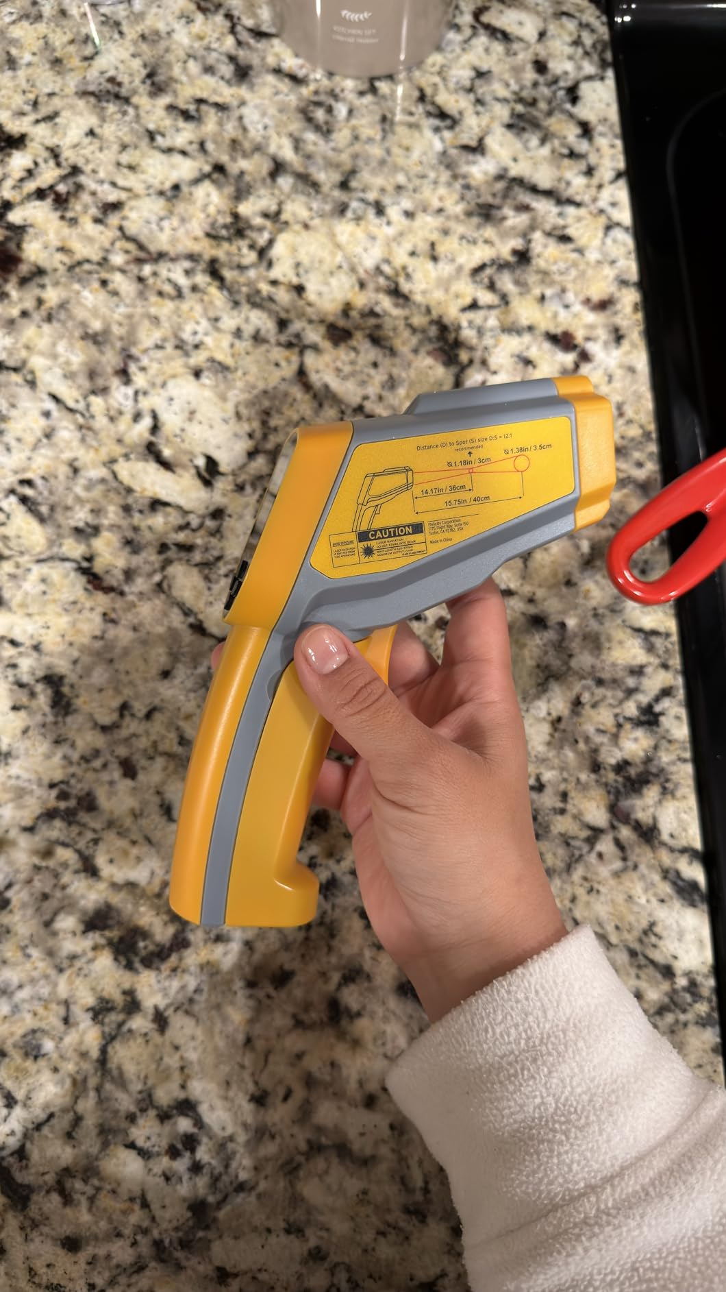 Etekcity Infrared Thermometer Laser Temperature Gun 1080, -58°F~ 1130°F for Meat Food Candy Pizza Oven, Heat Gun for Cooking, Kitchen, Fridge, Reptile, BBQ, HAVC, Adjustable Emissivity & Max Measure customer photo 2