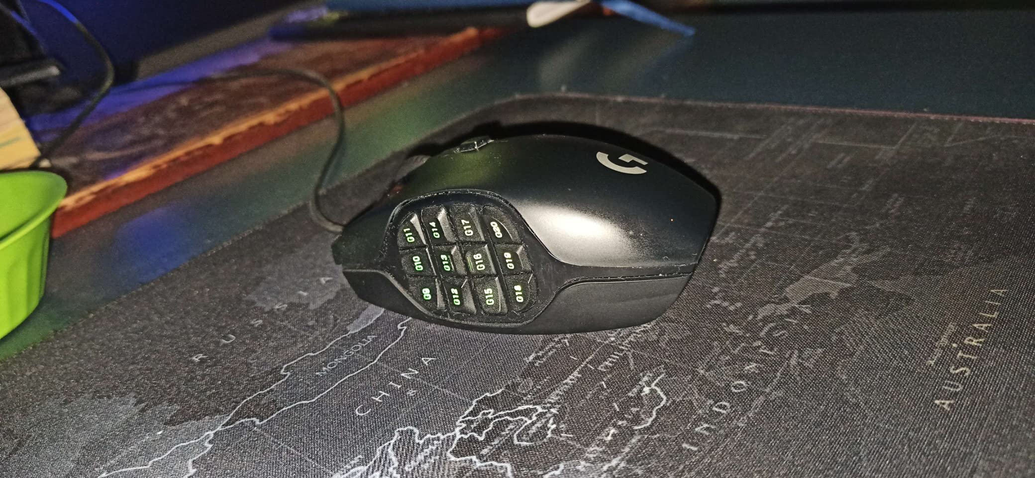 Logitech G600 MMO Gaming Mouse, RGB Backlit, 20 Programmable Buttons customer photo 1