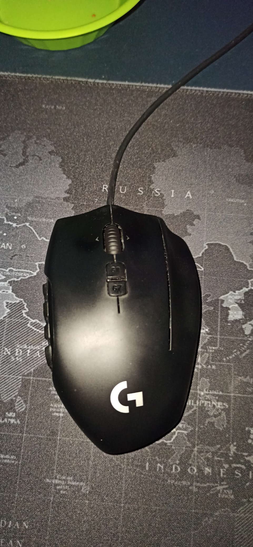 Logitech G600 MMO Gaming Mouse, RGB Backlit, 20 Programmable Buttons customer photo 2