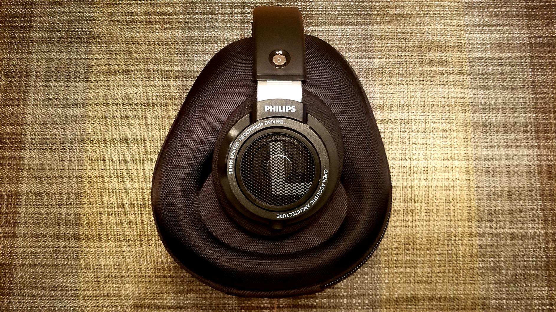 Philips Audio SHP9500 HiFi Precision Stereo Over-Ear Headphones (Black) customer photo 1