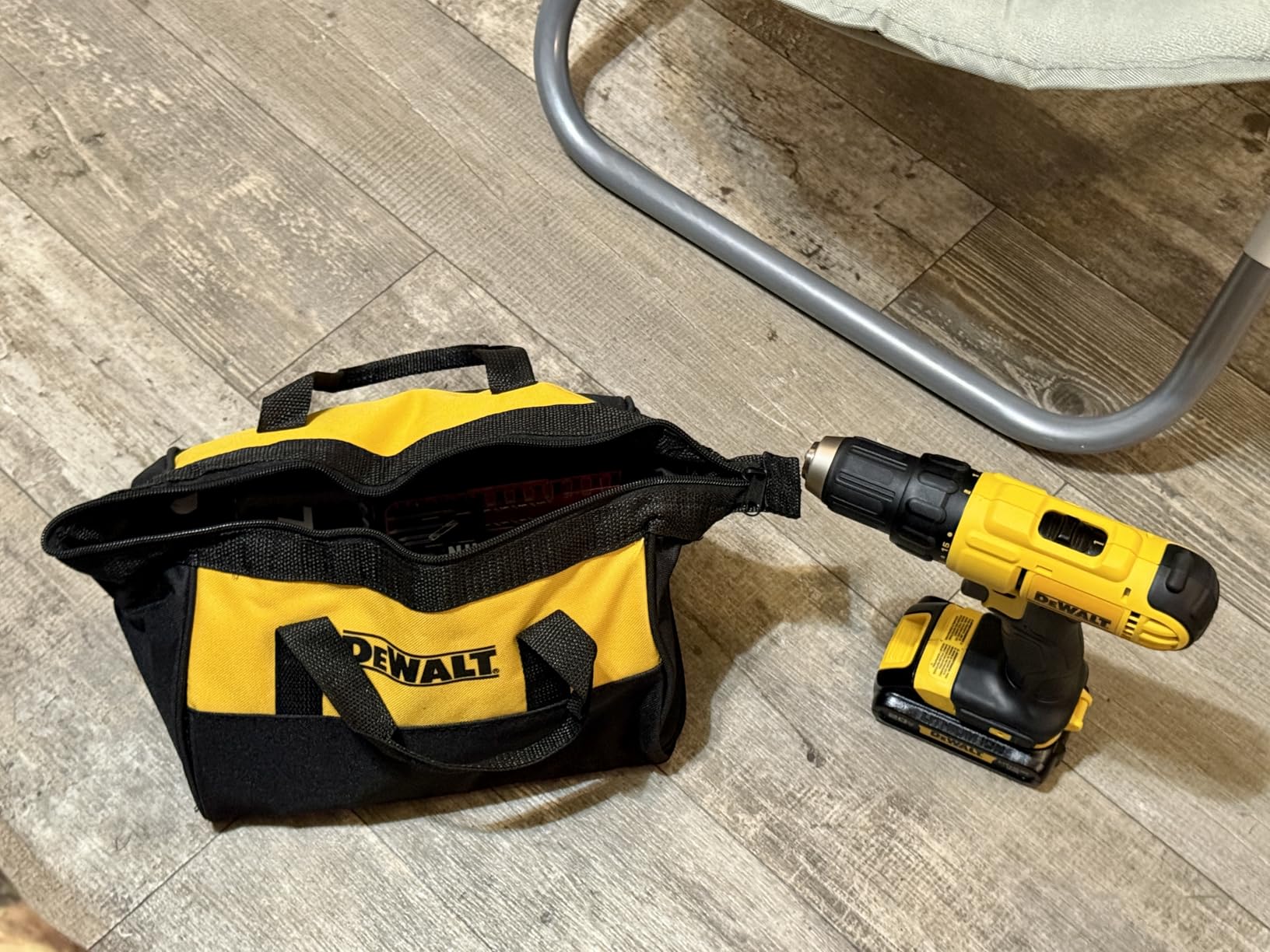 DEWALT 20V Max Cordless Drill Driver Set, 2 Speed, High Performance Motor, Includes 2 XR 1.3Ah Li-Ion Batteries, Charger and Contractor Bag (DCD771C2) customer photo 2