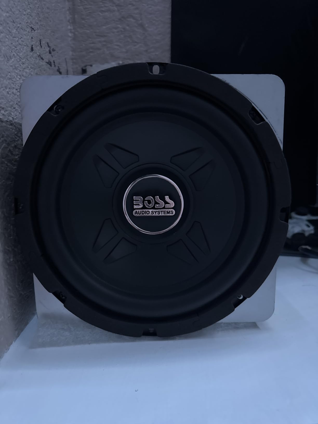 BOSS Audio Systems CXX8 8 Inch Car Subwoofer - 600 Watts Maximum Power, Single 4 Ohm Voice Coil customer photo 1