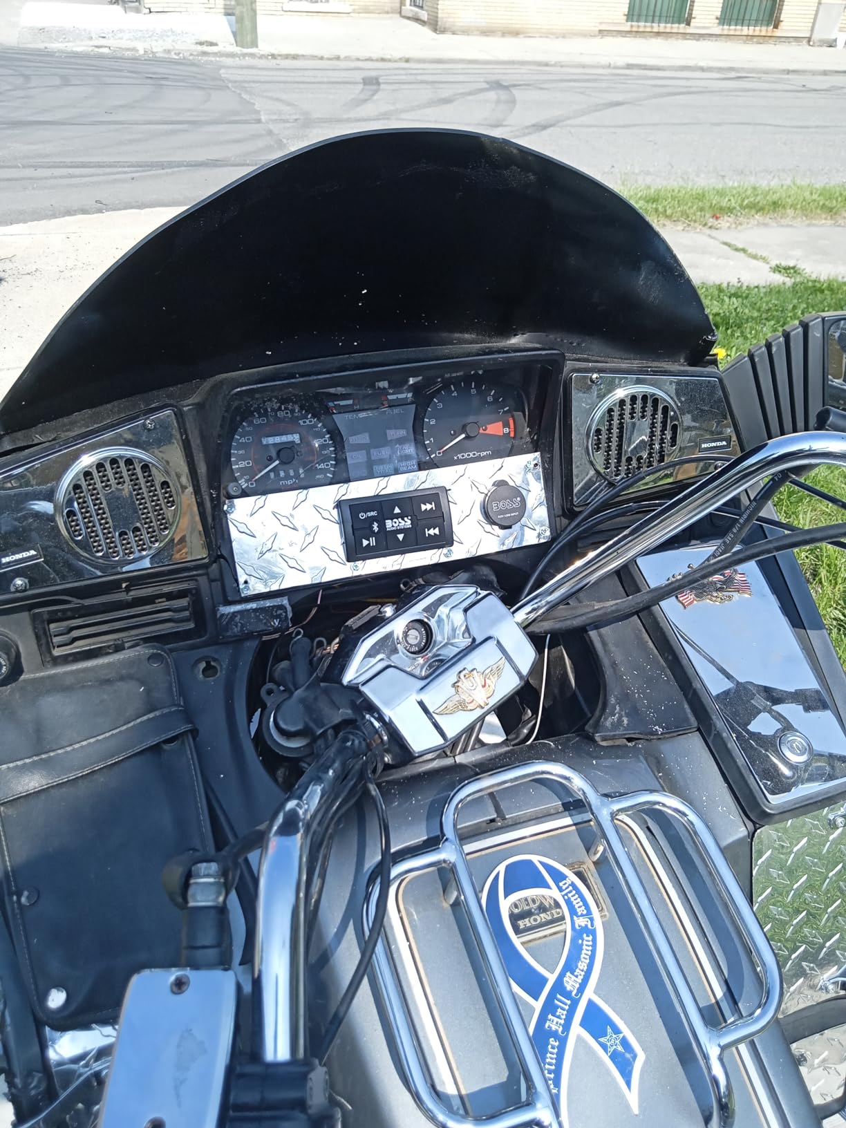 BOSS Audio Systems MC900B 4 Channel Amplifier for ATV UTV Car Marine - 500 High Output customer photo 1