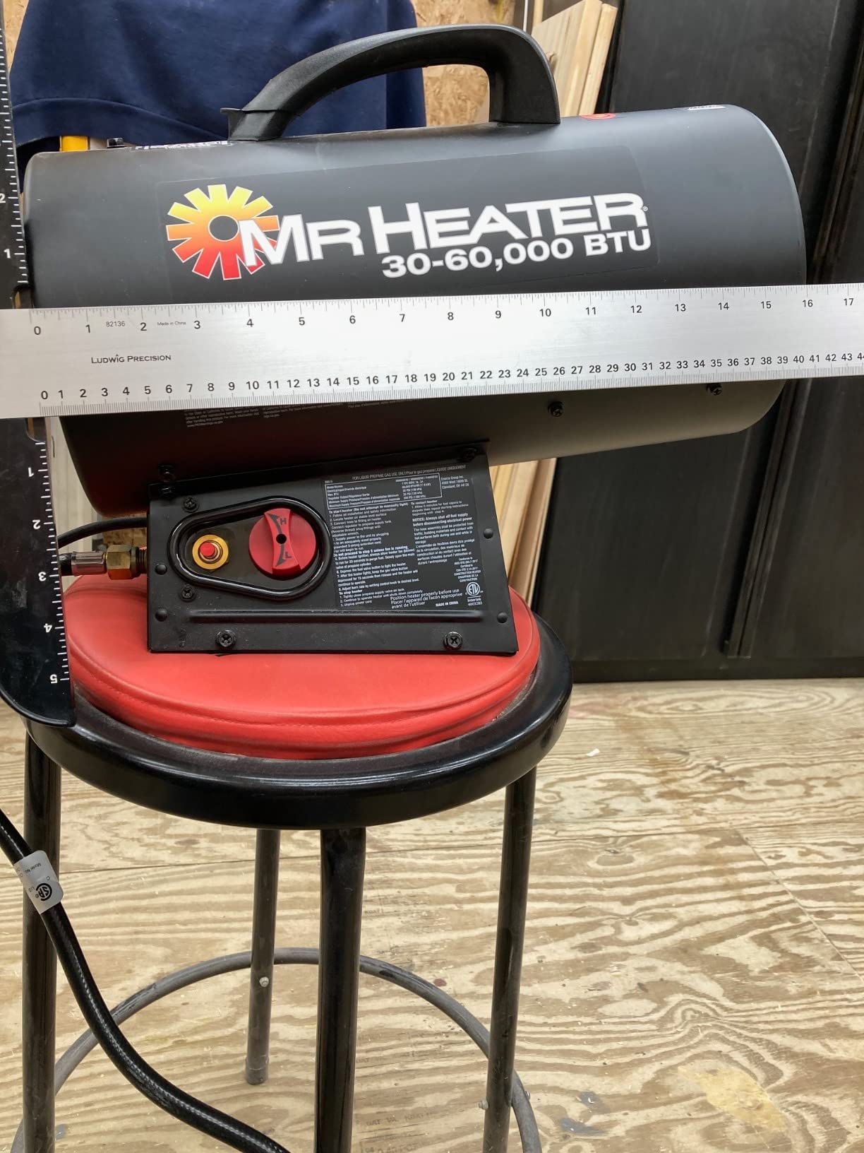 Mr. Heater MH60QFAV 60,000 BTU Portable Propane Forced Air Heater, 19.75 x 11.50 inches, black customer photo 2