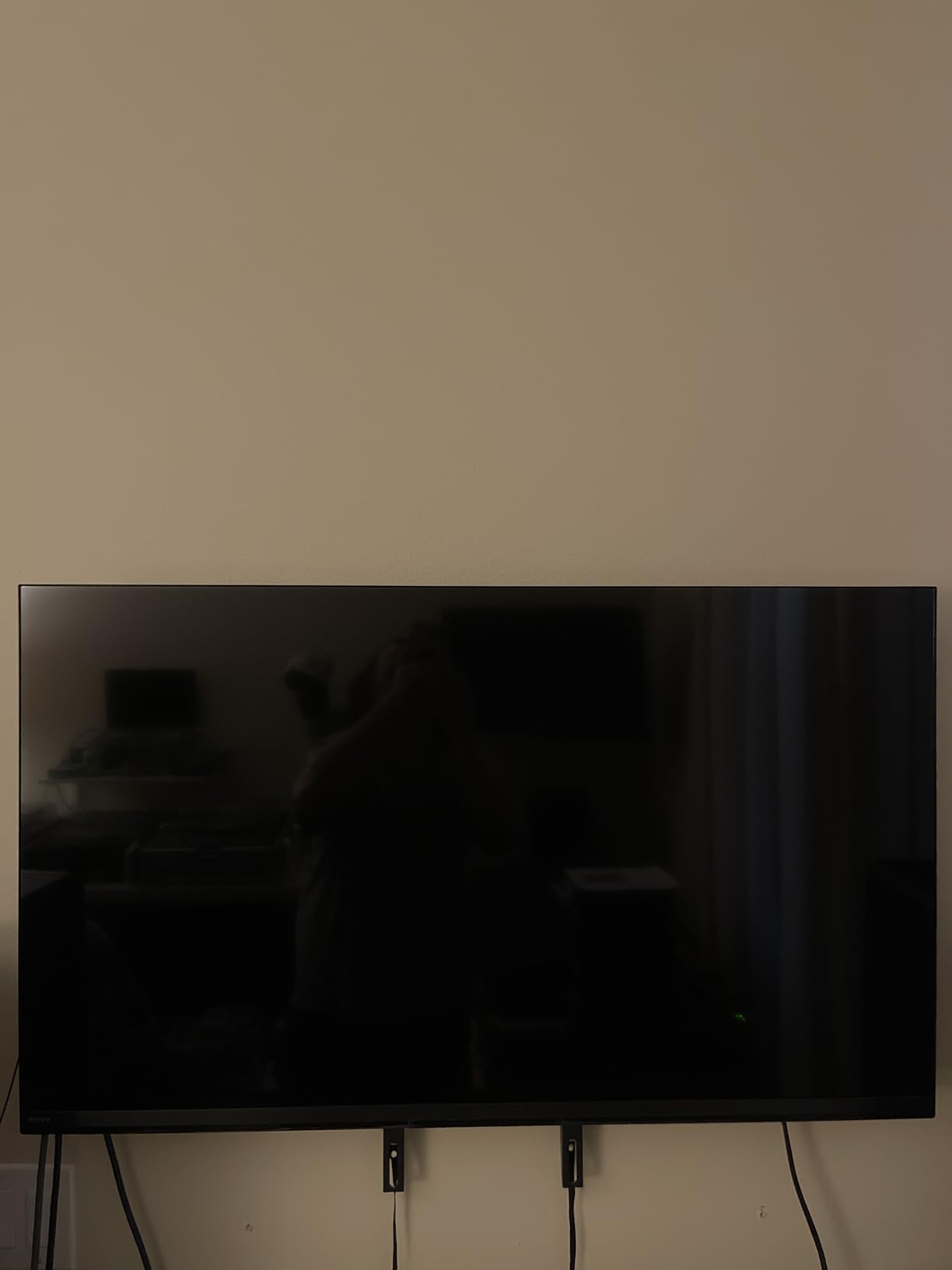 Mounting Dream TV Wall Mount for Most 37-75 Inch TVs, Universal Tilt TV Mount Fit 16, 18, 24 Stud with Loading Capacity 132lbs, Max Vesa 600 x 400mm, Low Profile Flat Wall Mount TV Bracket customer photo 2