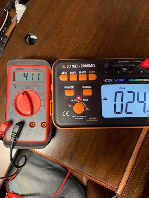LEAGY VAD78 Digital Insulation Resistance Tester - Accurate Megohm Meter for DC/AC Voltage Testing (20-1500V, 20-750V) and Resistance Measurement (0-5000 Megohms) customer photo 2