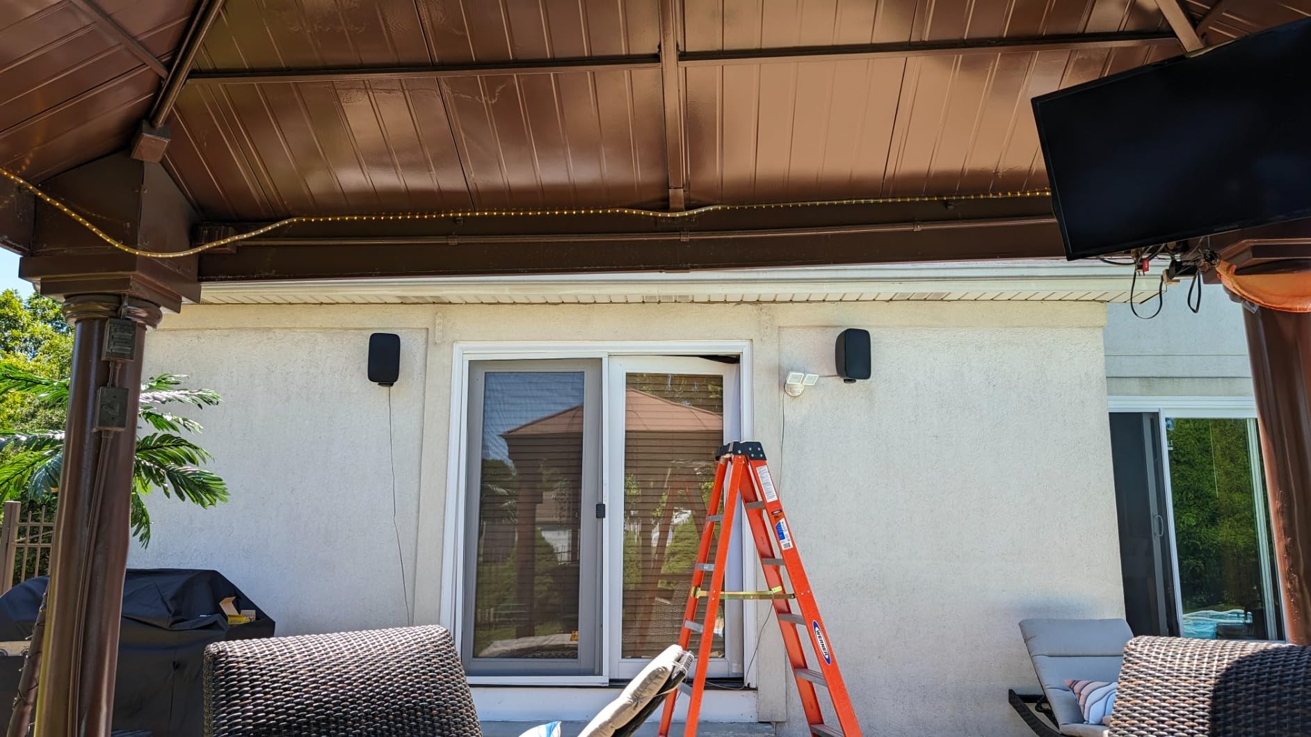 Bowers & Wilkins AM-1 Architectural Monitor Weather-Resistant Outdoor Speakers for Patio, Garden, or Poolside, 1