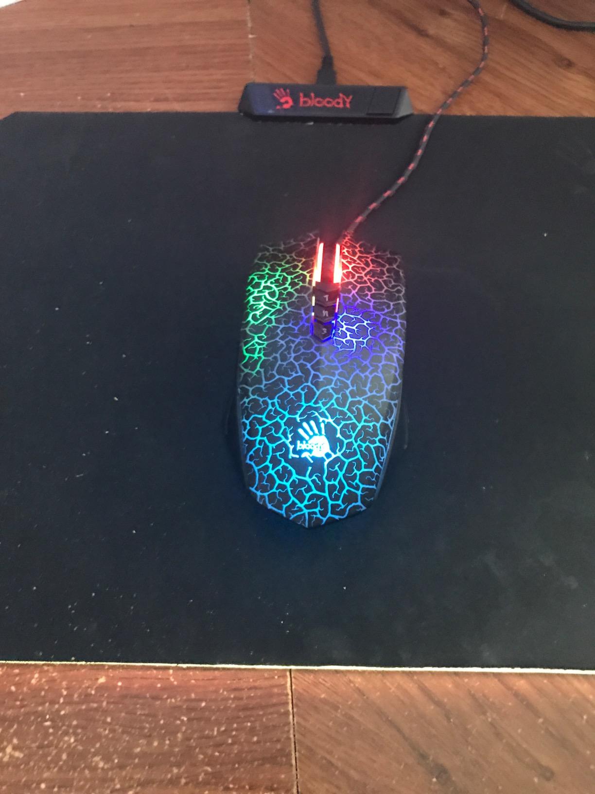 Bloody Optical Gaming Mouse with Light Strike (LK) Switch & Scroll - Fully Programmable and Advance Macros (A70 II) customer photo 2