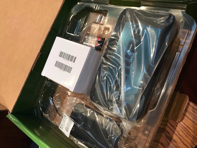 Shure BLX14/CVL Wireless Microphone System - 14-Hour Battery Life, 300 ft Range, UHF | Includes CVL Lavalier Mic, Bodypack Transmitter, Single Channel Receiver | H10 Band (BLX14/CVL-H10) customer photo 1