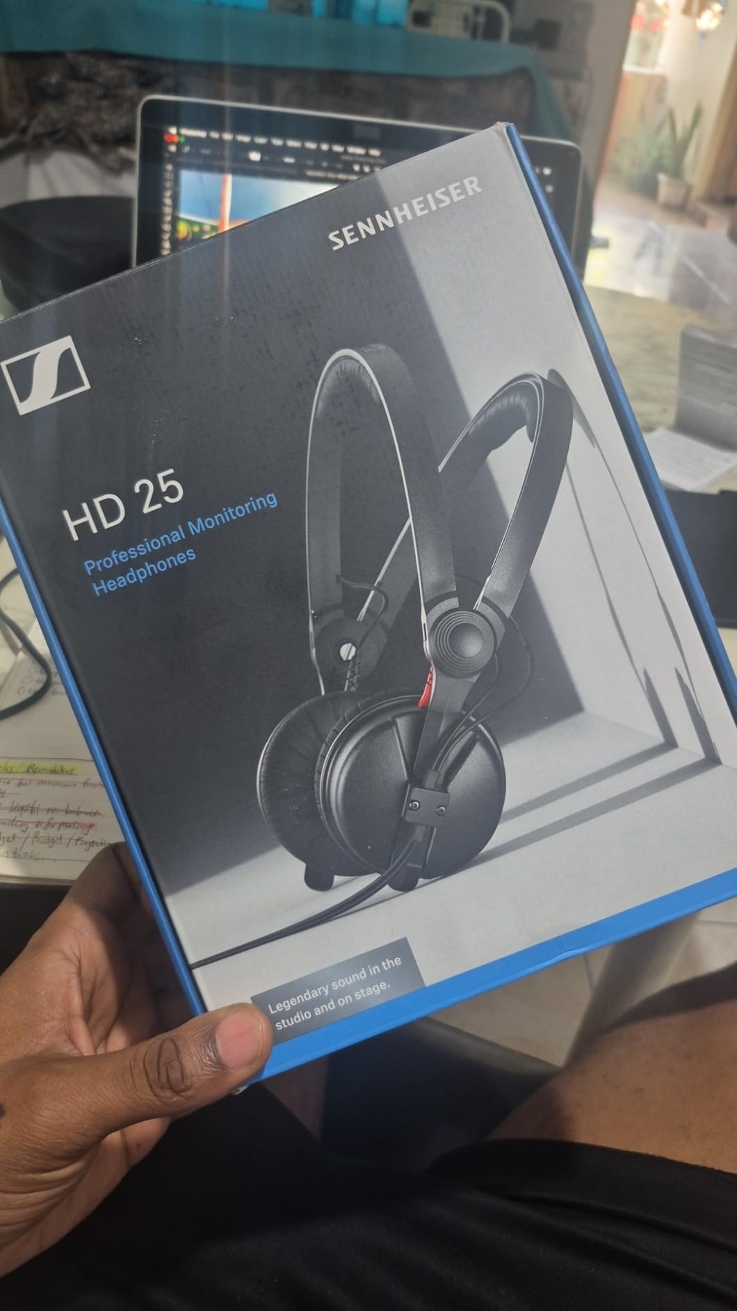 Sennheiser Pro Audio Professional HD 25 On-Ear DJ Headphones Black customer photo 2