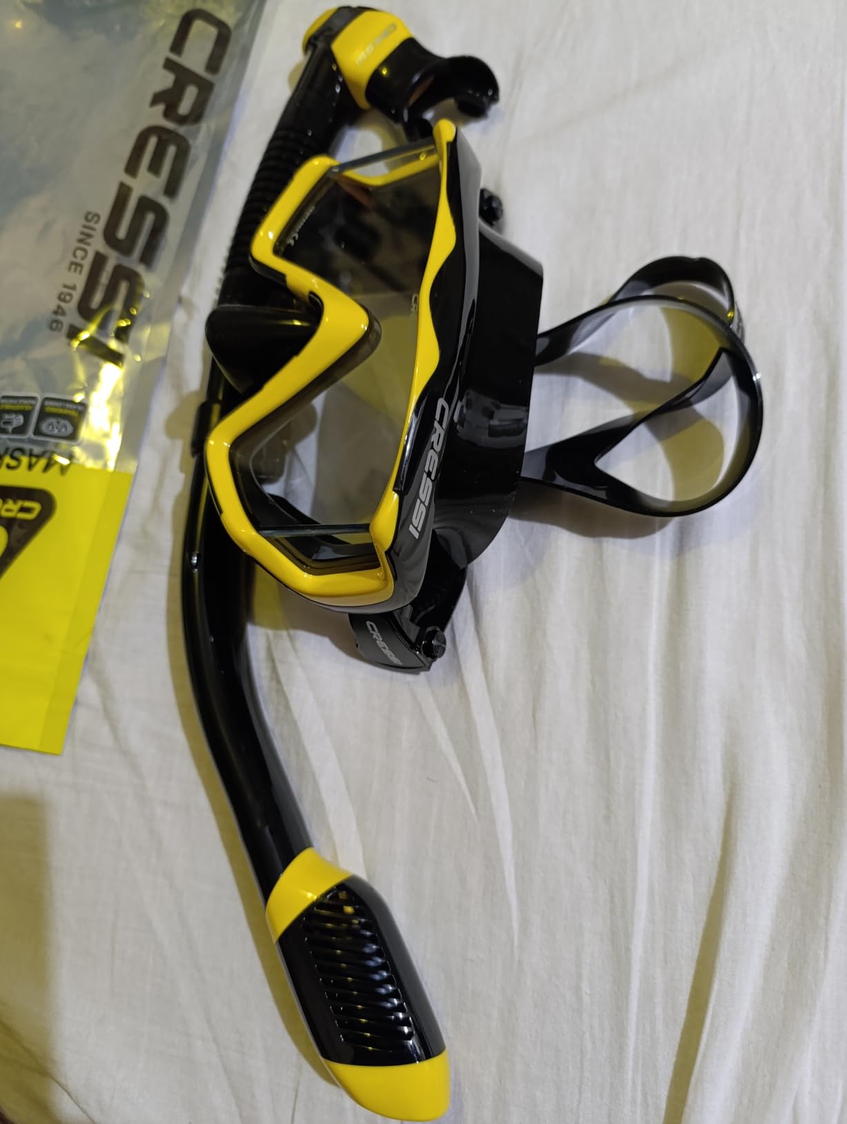 Cressi Panoramic Wide View Mask & Dry Snorkel Kit for Snorkeling, Scuba Diving - Pano 3 & Supernova Dry: Designed in Italy customer photo 2