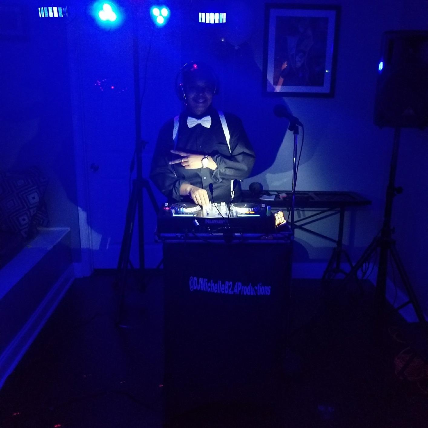 CHAUVET DJ LED Lighting System (GIGBAR 2) - 4-in-1 Multi-Effect Lighting System with Derbies, Lasers, Strobes and Washes on One Bar with Footswitch, Tripod and Carry Bag Included customer photo 2