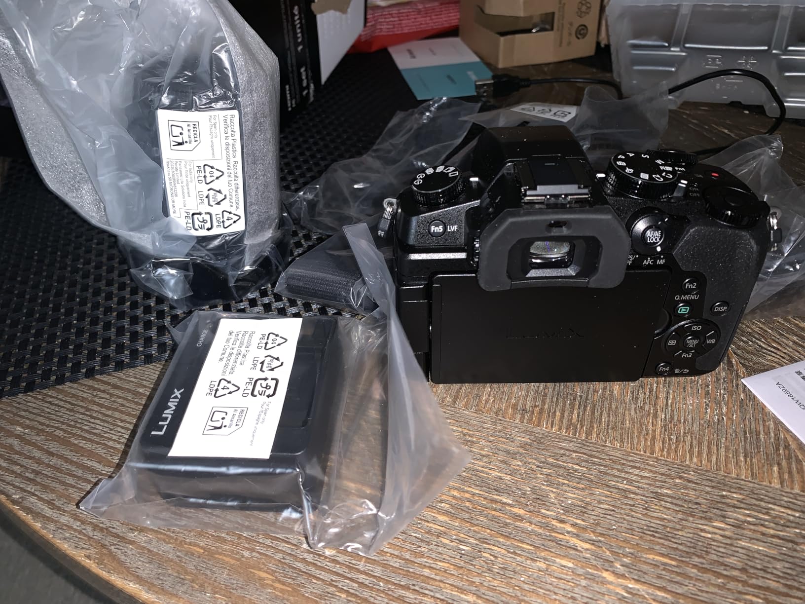 Panasonic LUMIX G85 4K Digital Camera, 12-60mm Power O.I.S. Lens, 16 Megapixel Mirrorless Camera, 5 Axis In-Body Dual Image Stabilization, 3-Inch Tilt and Touch LCD, DMC-G85MK (Black) customer photo 1