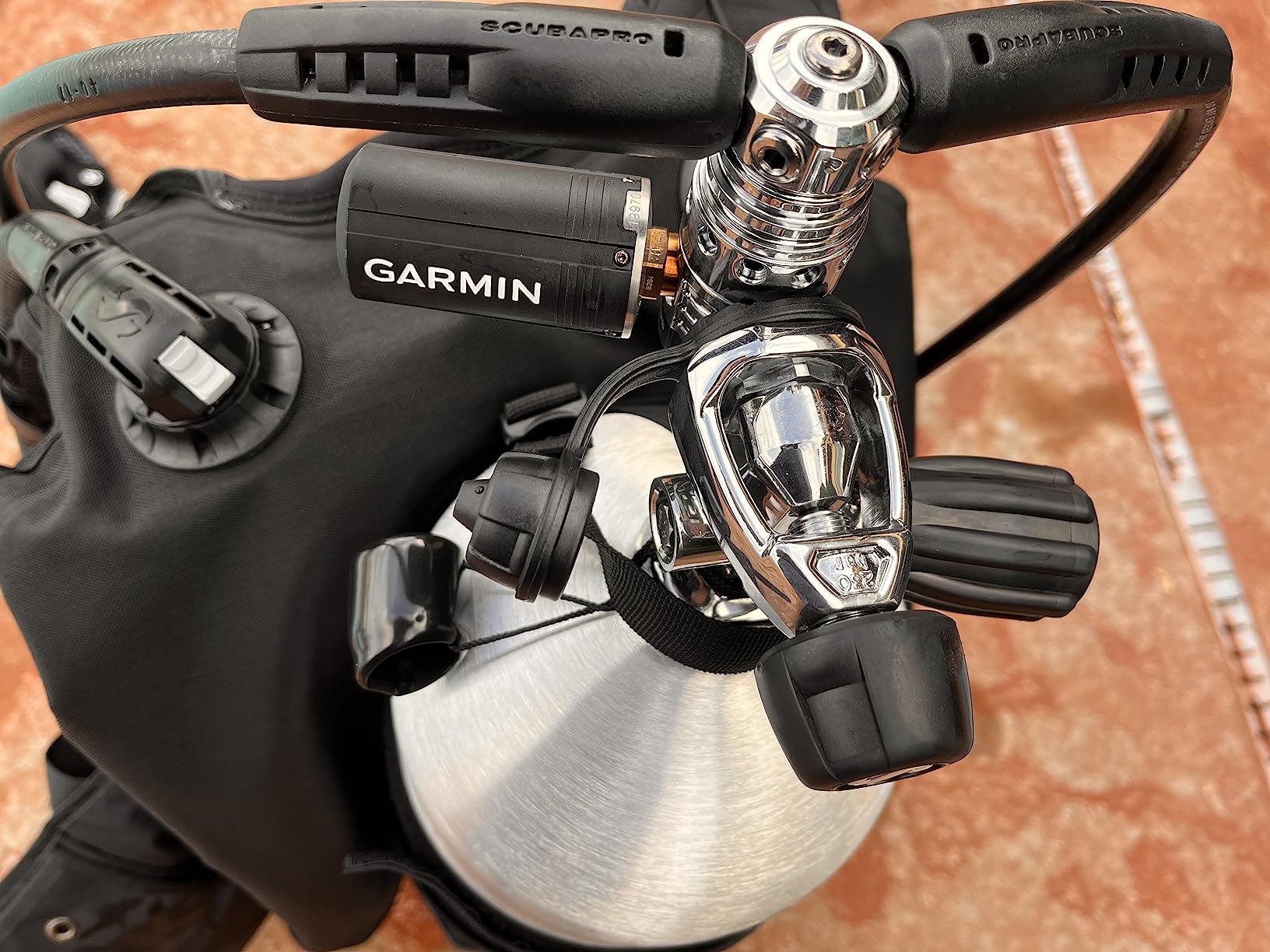 SCUBAPRO MK25 EVO/S620 Ti Diving Regulator System for Scuba Diving customer photo 1