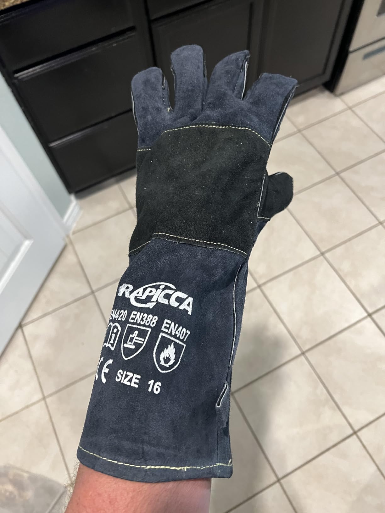 RAPICCA Welding Gloves Fire Heat Resistant: Blue 16IN 932F - Fireproof Leather For Stick Mig Flux-Core Welder Forge Blacksmith Fireplace Wood Stove Fire Pit Grill Oven Furnace Handling Dry Ice customer photo 1
