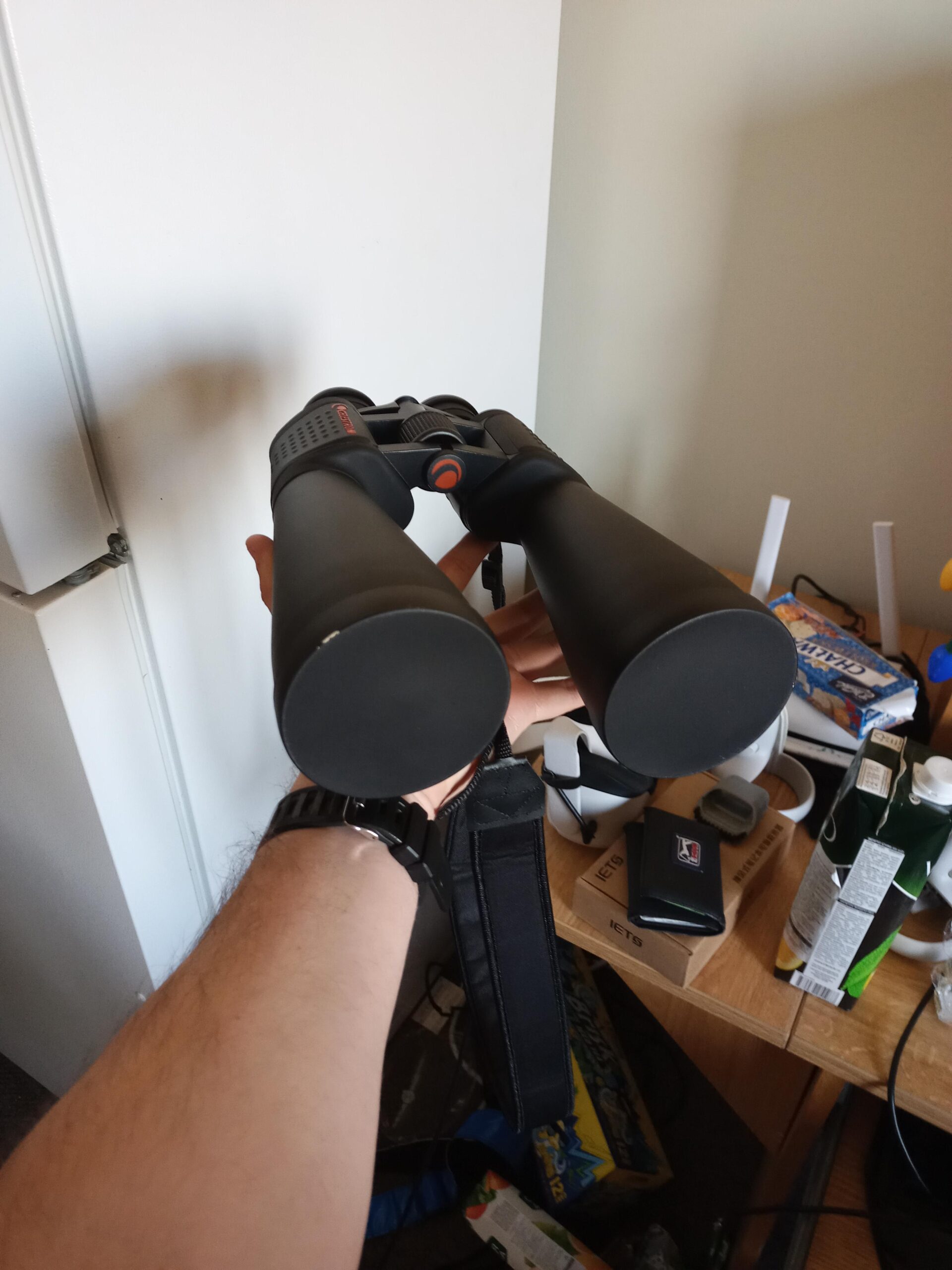 Celestron SkyMaster 15-35x70 Zoom Binoculars - Powerful Long-Range Binoculars for Astronomy & Outdoor Use - High Magnification up to 35x - Includes Tripod Adapter & Case customer photo 2