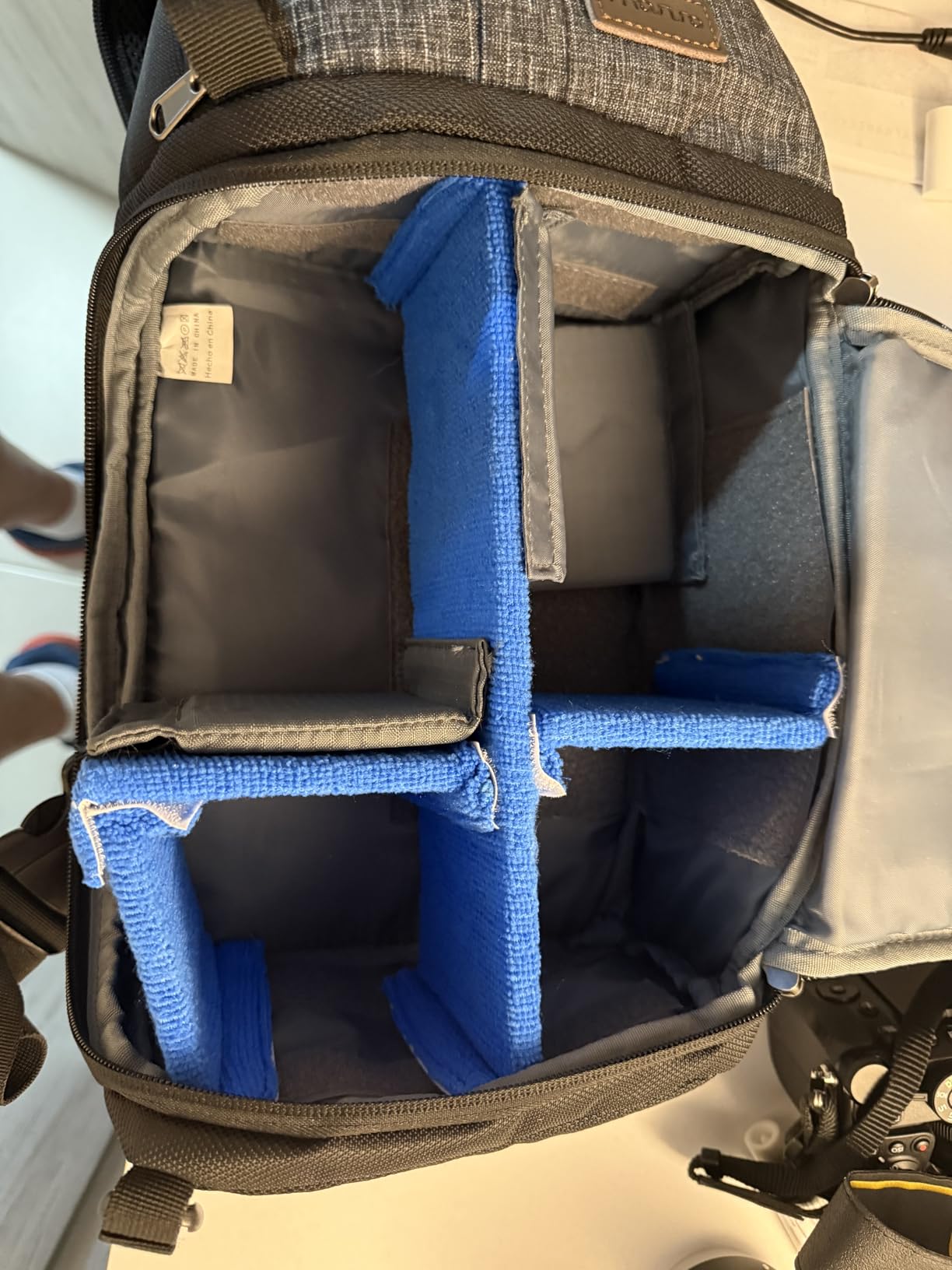 MOSISO Camera Sling Bag, DSLR/SLR/Mirrorless Camera Case Shockproof Photography Camera Backpack with Tripod Holder & Removable Modular Inserts Compatible with Canon/Nikon/Sony/Fuji, Black customer photo 2