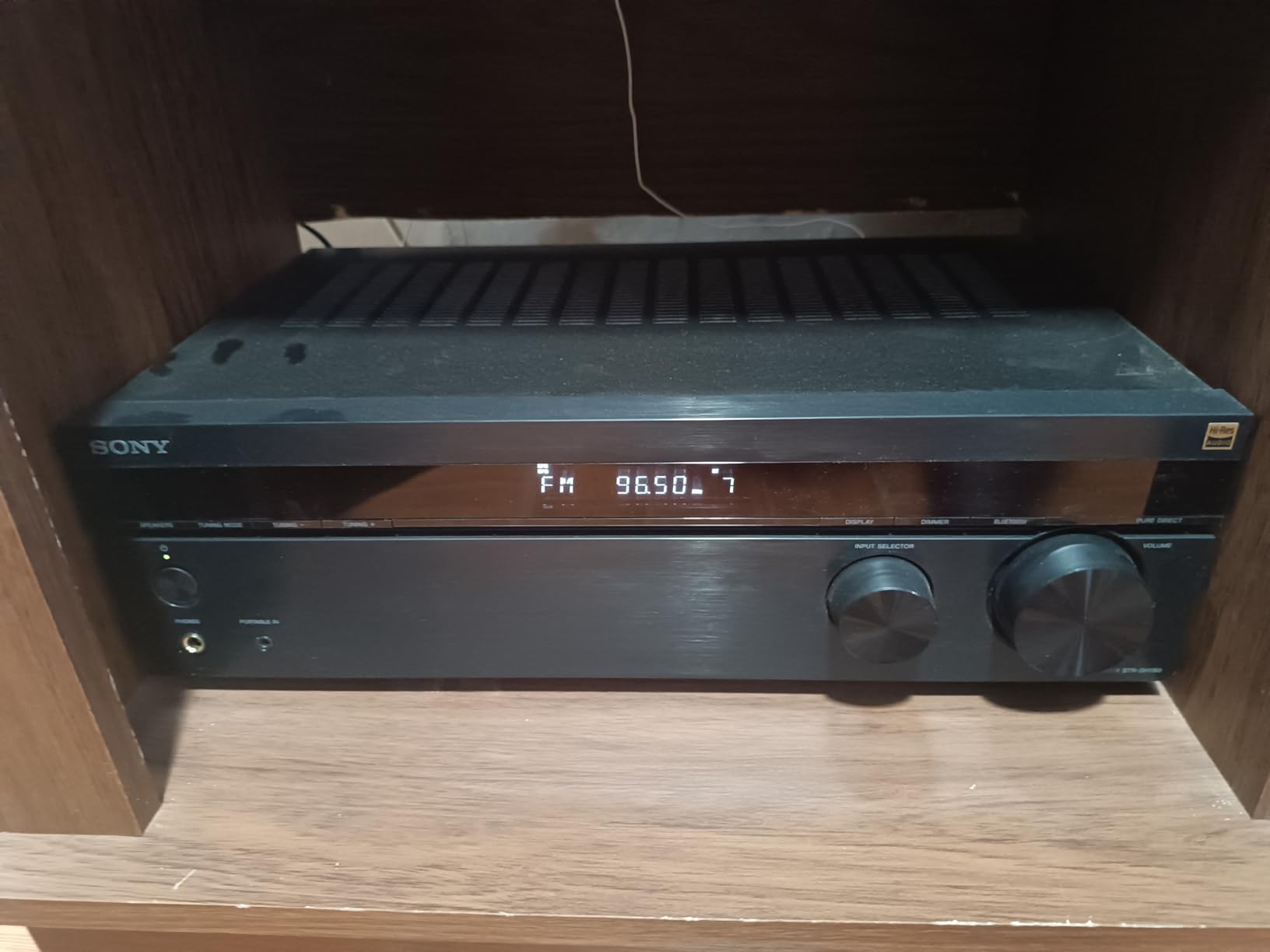 Sony STRDH190 2-ch Home Stereo Receiver with Phono Inputs & Bluetooth Black customer photo 1