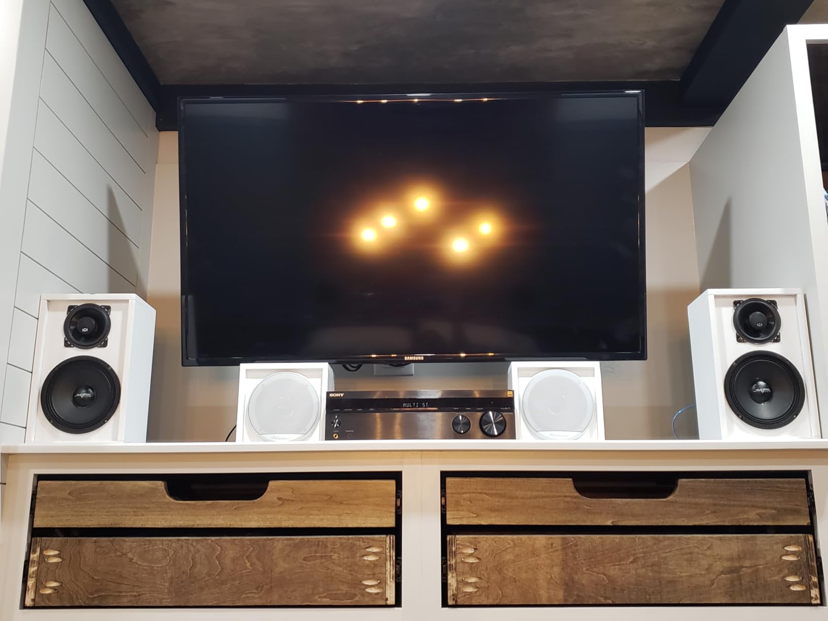 Sony STRDH590 5.2 Channel Surround Sound Home Theater Receiver: 4K HDR AV Receiver with Bluetooth,Black customer photo 1