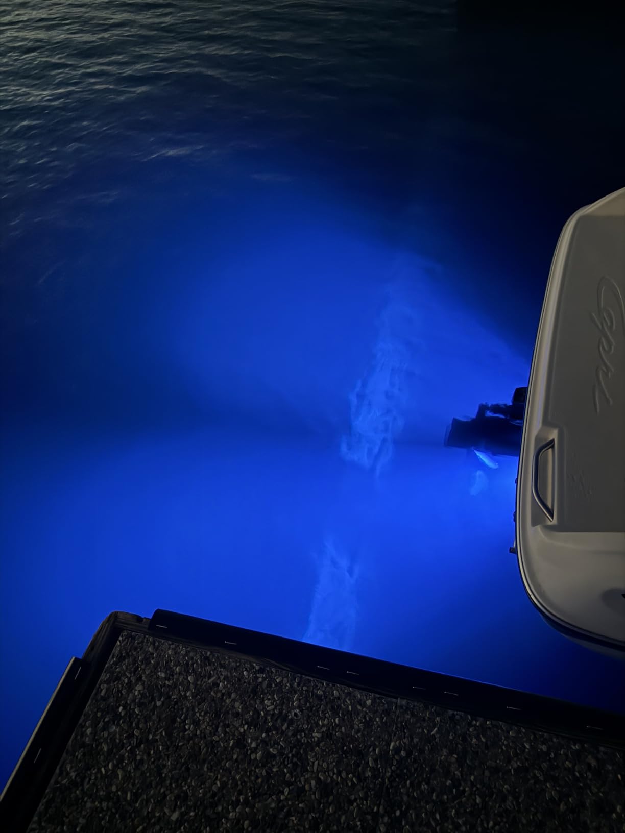 Tidal Wake IP68 Underwater 1/2in Standard Boat Drain Plug LED Light, Brilliant Underwater Lighting in Minutes! No Holes to Drill! customer photo 2