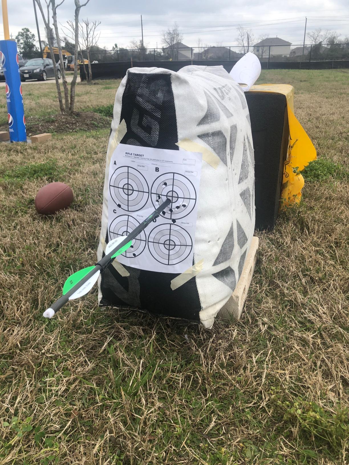 Barnett Whitetail Pro STR Crossbow, with 4x32mm Multi-Reticle Scope, Arrows, Lightweight Quiver customer photo 2