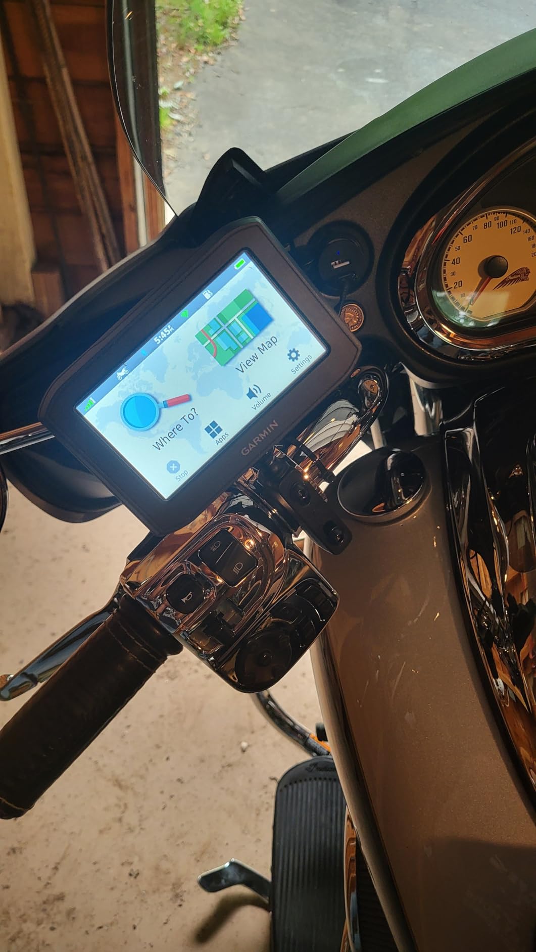 Garmin zumo 396 LMT-S, Motorcycle GPS with 4.3-inch Display, Rugged Design for Harsh Weather, Live Traffic and Weather customer photo 1