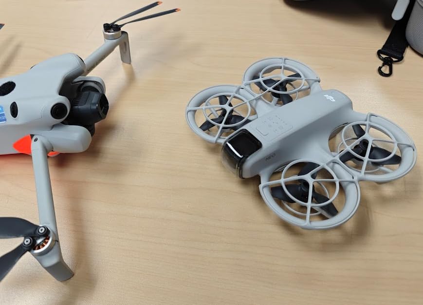 DJI Neo, Mini Drone with 4K UHD Camera for Adults, 135g Self Flying Drone that Follows You, Palm Takeoff, Subject Tracking, QuickShots, Stabilized Video, Built-In Propeller Guard (Controller-Free) customer photo 1