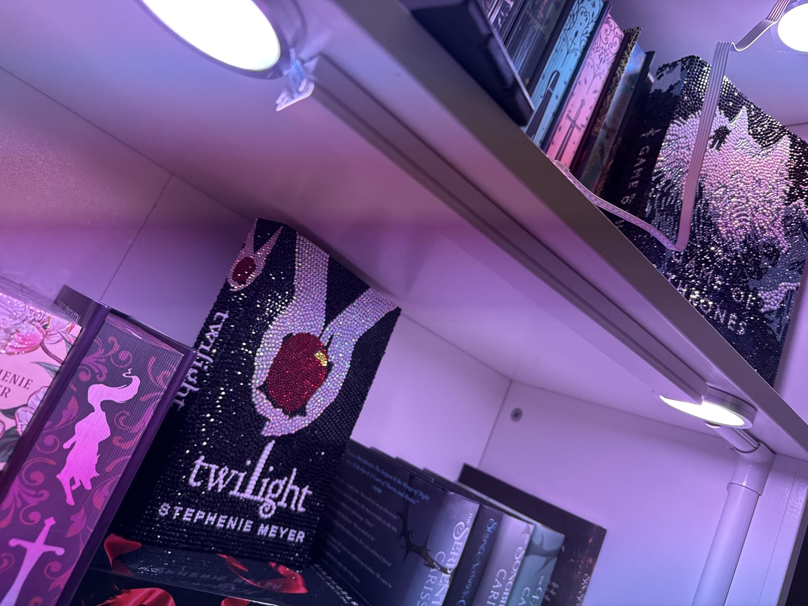 Delamu Cord Hider, 157in Wire Covers for Cords on Wall, Premium Cable Hider Cord Covers for Wires, Cable Management Wire Hiders for TV, Cable Raceway Kit, W0.95 H0.55in, White customer photo 1