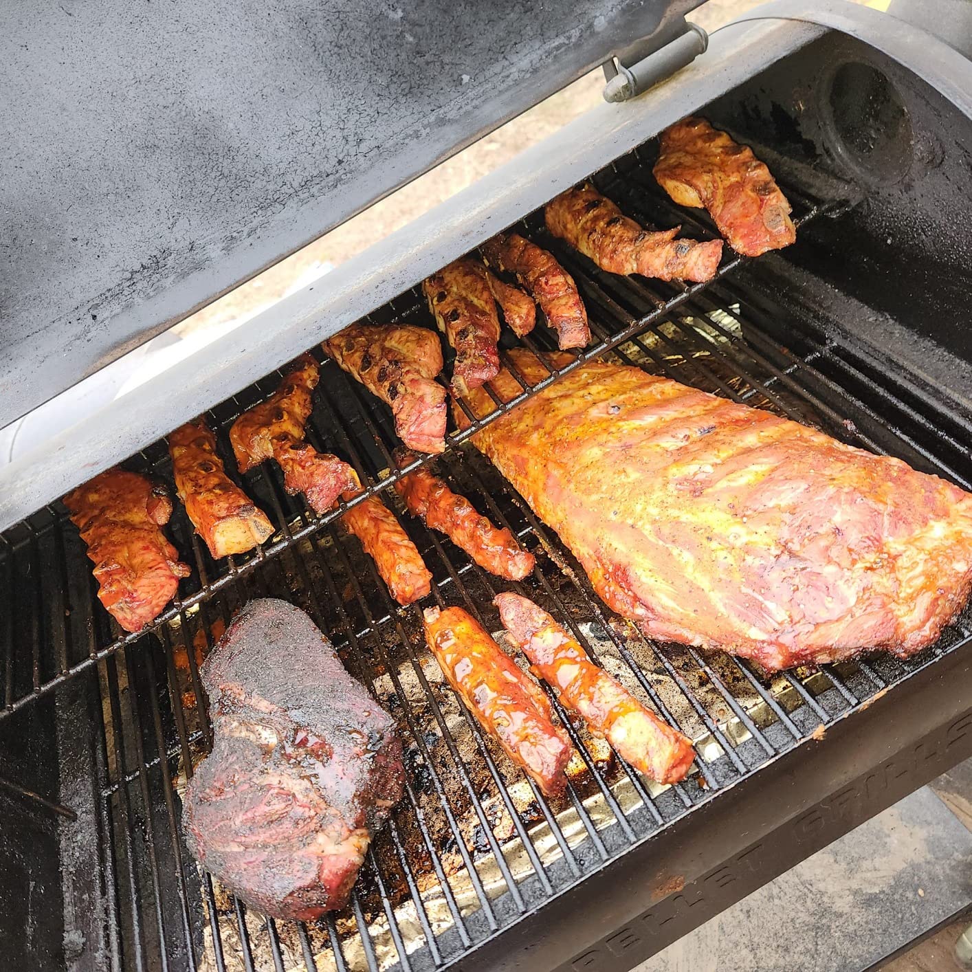 Z GRILLS ZPG-450A Wood Pellet Grill & Smoker with PID V3.0 Controller, 459 Sq in Cook Area, Meat Probe, Foldable Shelf, 8 in 1 BBQ Grill Outdoor Auto Temperature Control, Black customer photo 1