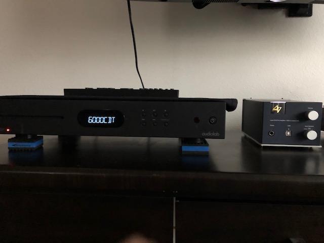 Audiolab 6000CDT Dedicated CD Transport with Remote - Black customer photo 2
