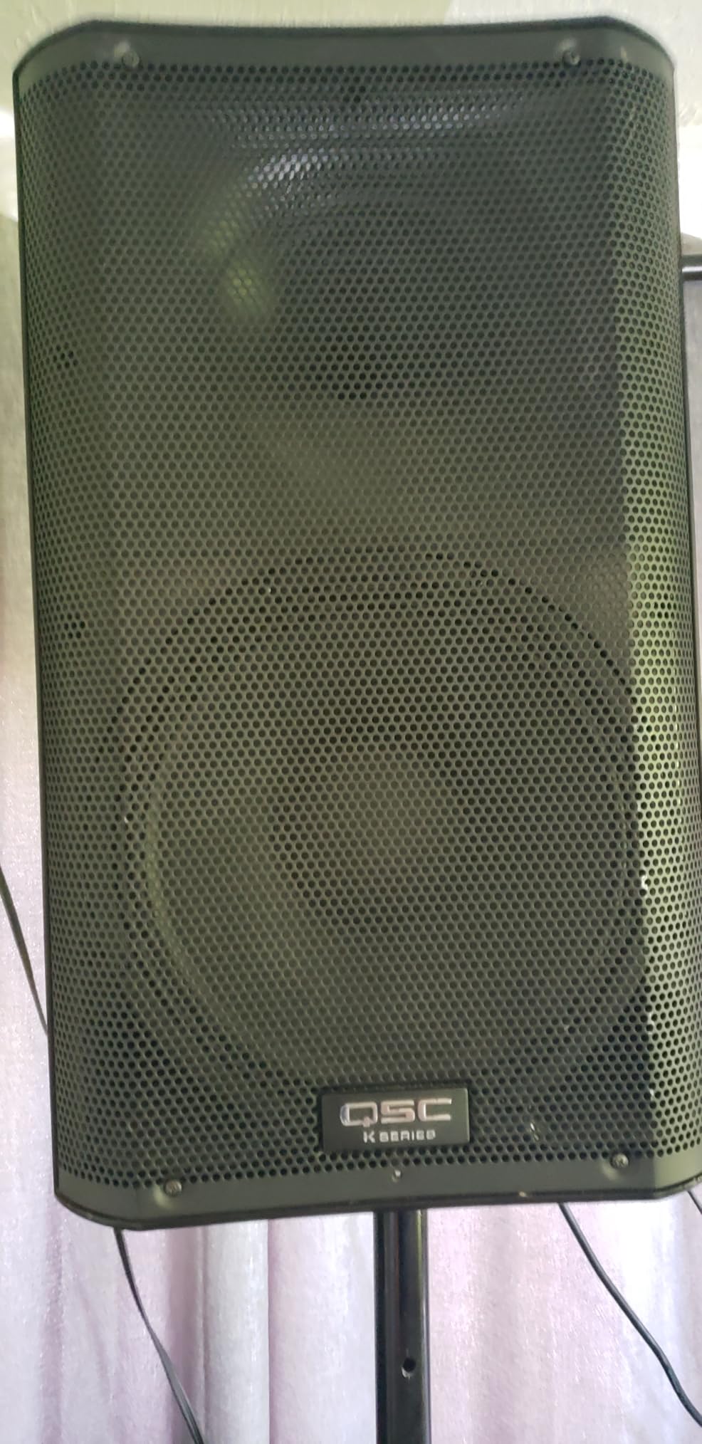 QSC CP12 12-Inch Compact Powered Loudspeaker customer photo 2