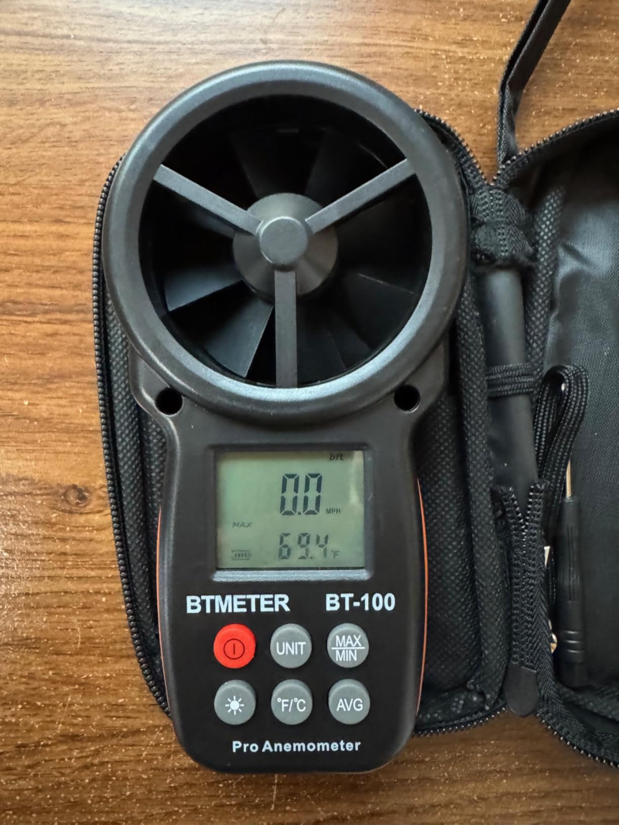 BTMETER BT-100 Handheld Anemometer, Digital Wind Speed CFM Meter Gauge Air Flow Velocity Tester for HVAC Shooting Drone, Wind Chill, 14℃-113℃ Wind Temperature customer photo 1
