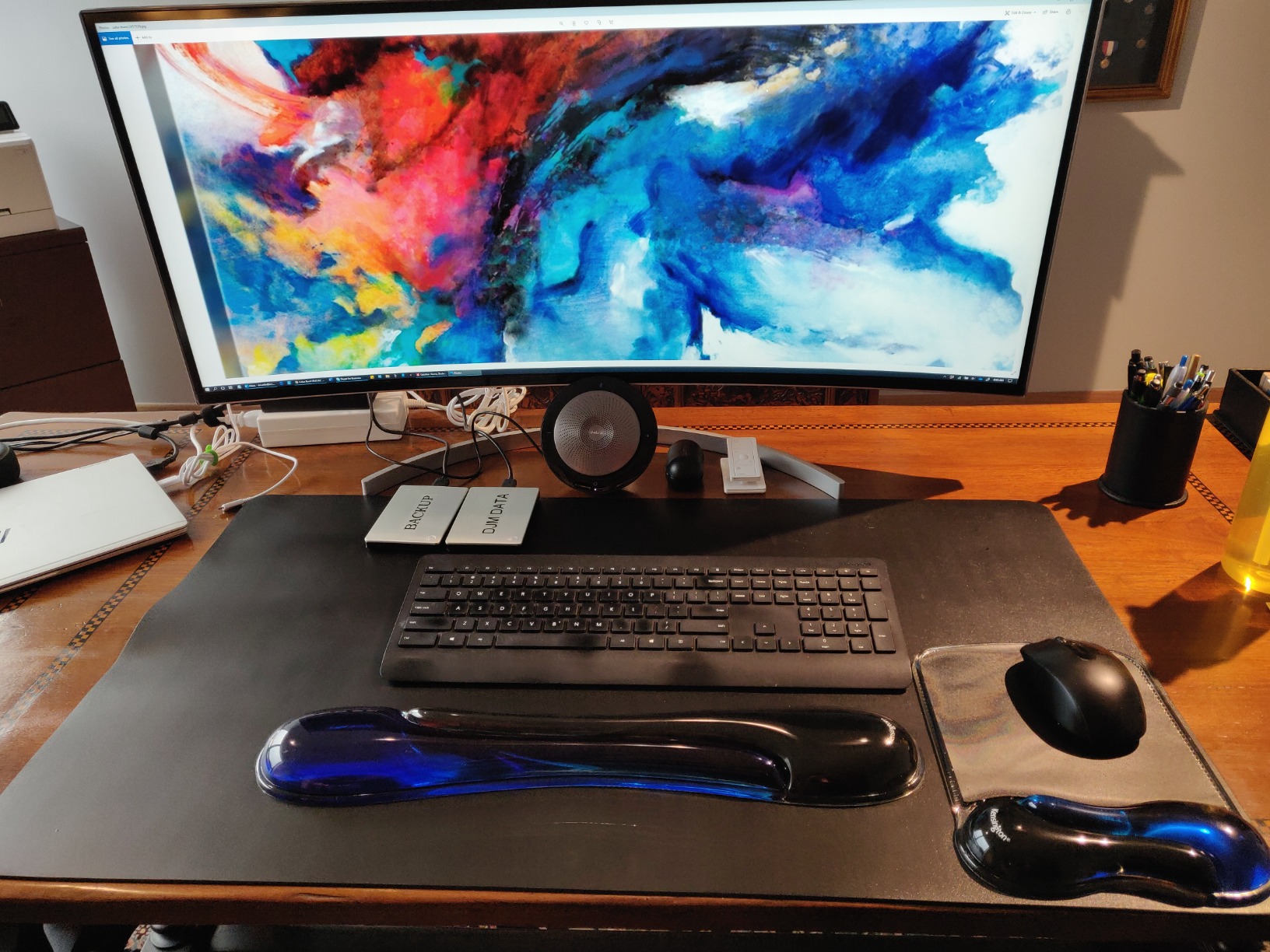 Kensington Duo Gel Mouse & Keyboard Wrist Rest Bundle Set, Ergonomic Keyboard and Mouse Pad With Wrist Support, Keyboard Wrist Rest, Computer Keyboard Pad, Cooling Gel, Non-Skid Backing, Blue K52920WW customer photo 2
