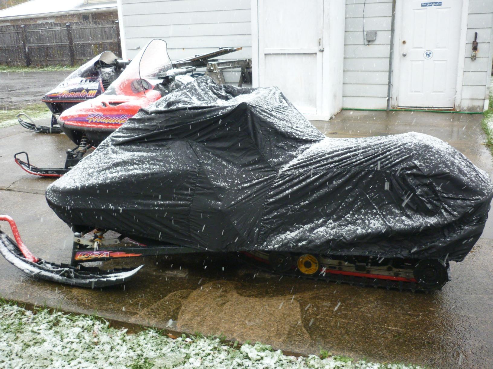 Lunatic, L-17706, Snowmobile Cover/Universal/Water Resistant customer photo 1