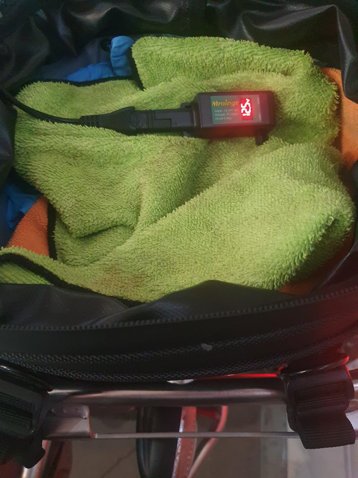 Motorcycle USB Charger, Mroinge 4.8A SAE to USB Adapter with Voltmeter & Ammeter, Quick Disconnect Plug with Dual USB Charger Perfect for Smart Device Charging, with ON/Off Switch & Waterproof Cover customer photo 2