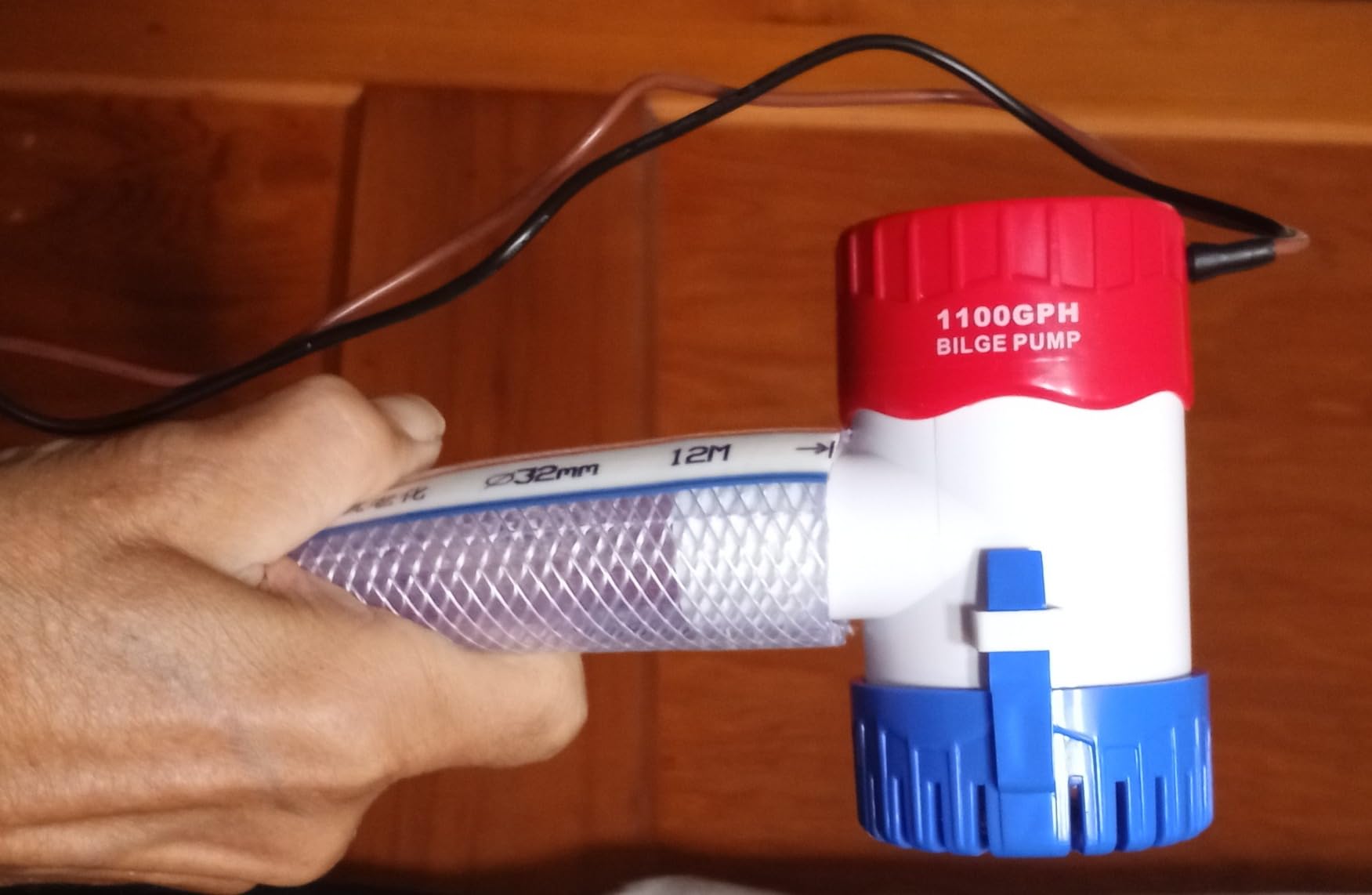 Submersible Boat Bilge Water Pump 12v 1100gph Non-Automatic Marine Electric Bilge Pump for Ponds, Pools, Spas Silent, Boat Caravan RV Submersible customer photo 1